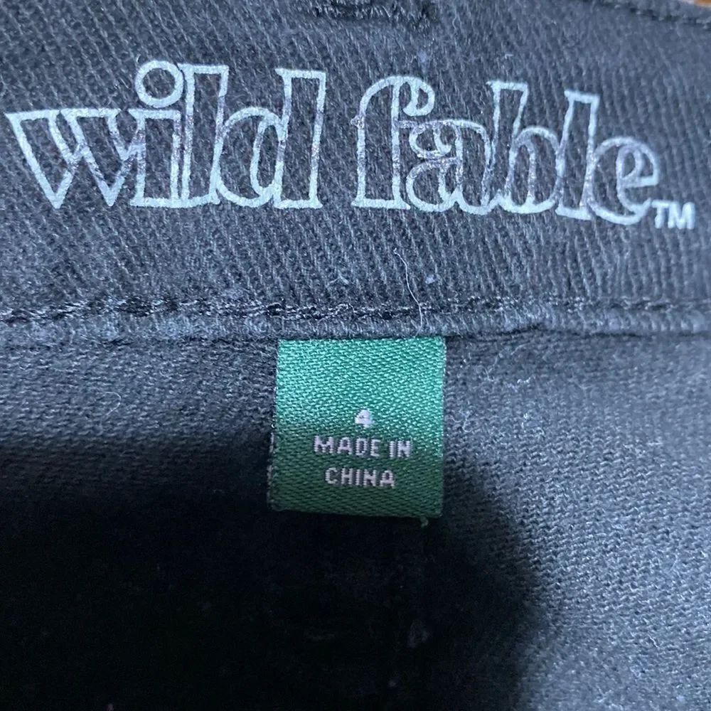 3For$20 Wild Fable Black Shorts size 4 - Picture 2 of 5